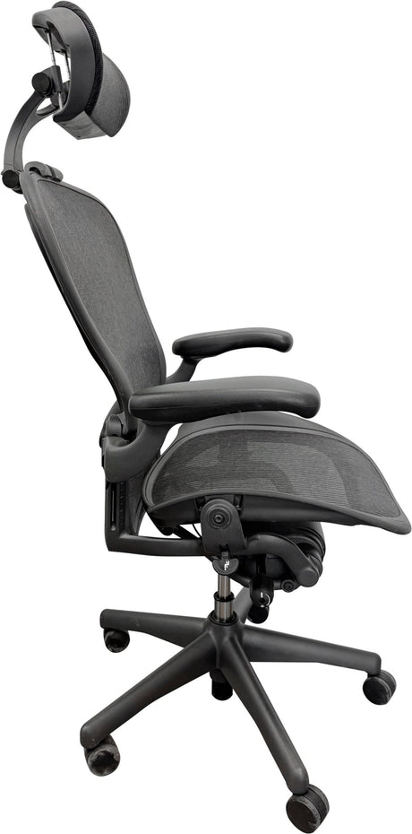 Herman Miller Office Task Chair Herman Miller Classic Aeron Chair - Fully Adjustable (Renewed)