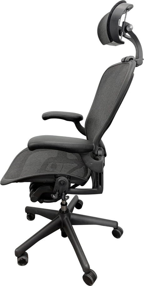 Herman Miller Office Task Chair Herman Miller Classic Aeron Chair - Fully Adjustable (Renewed)