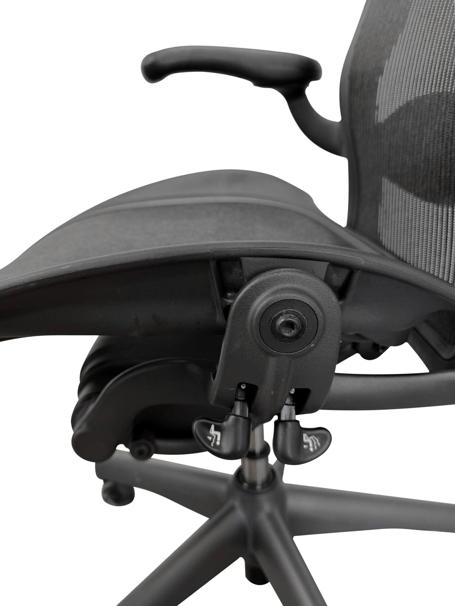 Herman Miller Office Task Chair Herman Miller Classic Aeron Chair - Fully Adjustable (Renewed)