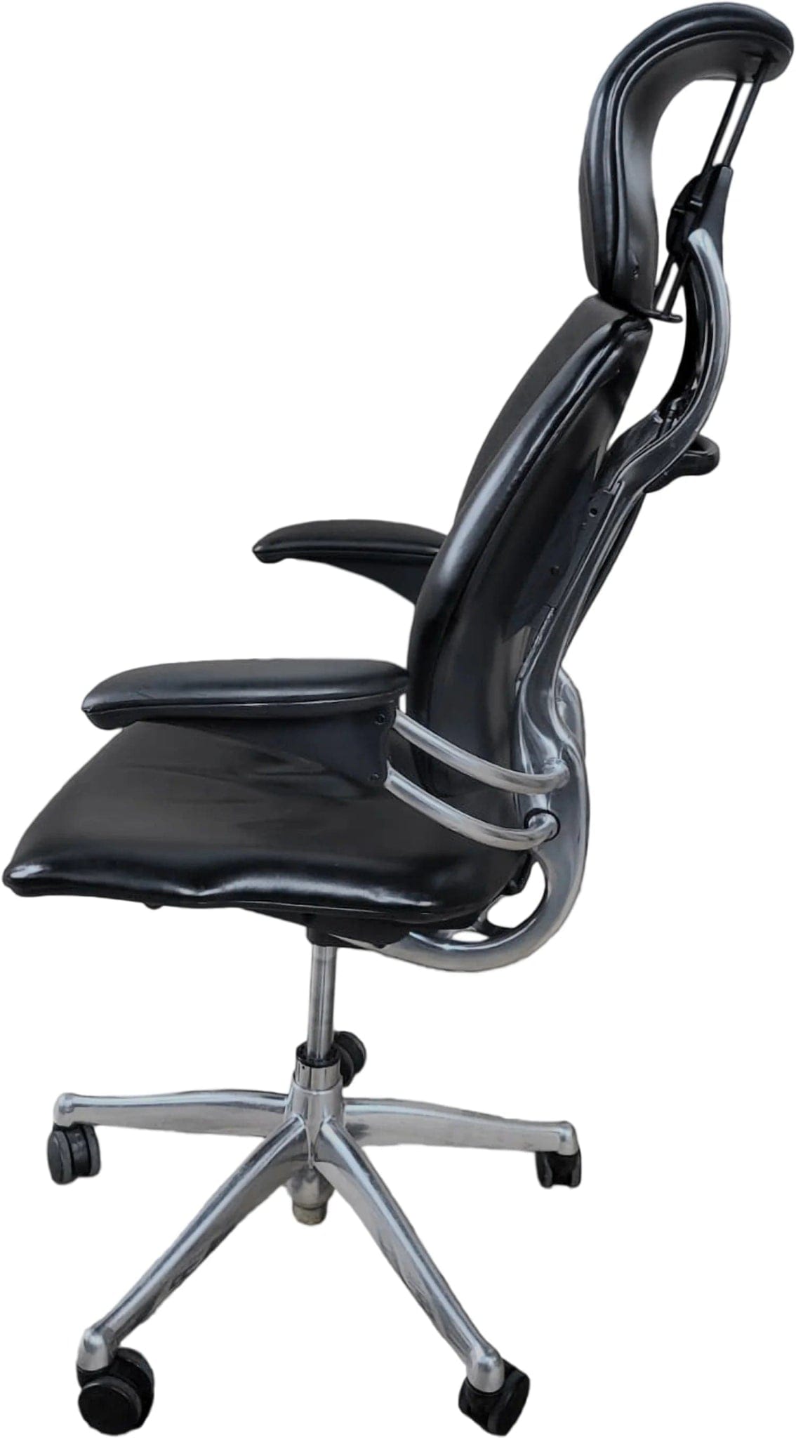 Humanscale Office Chairs Humanscale Freedom with Headrest - Black Leather (Renewed)
