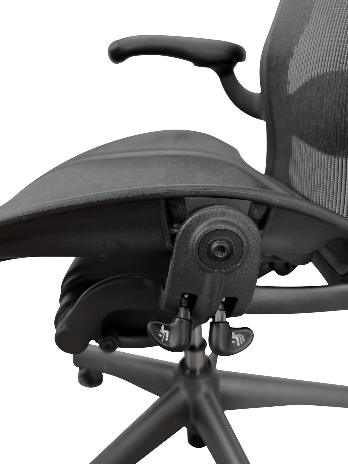 Herman Miller Office Task Chair Herman Miller Classic Aeron Chair - Fully Adjustable (Renewed)